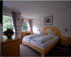 Unsere Romantik-Hotelzimmer Unsere Romantik-Hotelzimmer